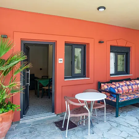 Marelina Aparthotel
