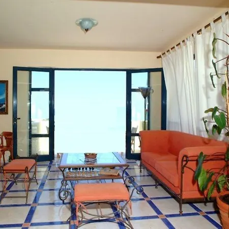 Marelina Lejlighedshotel 3*